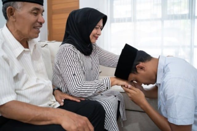 Puasa dan Rindu Orang Tua: Doa yang Diam-Diam Menyertai Anak